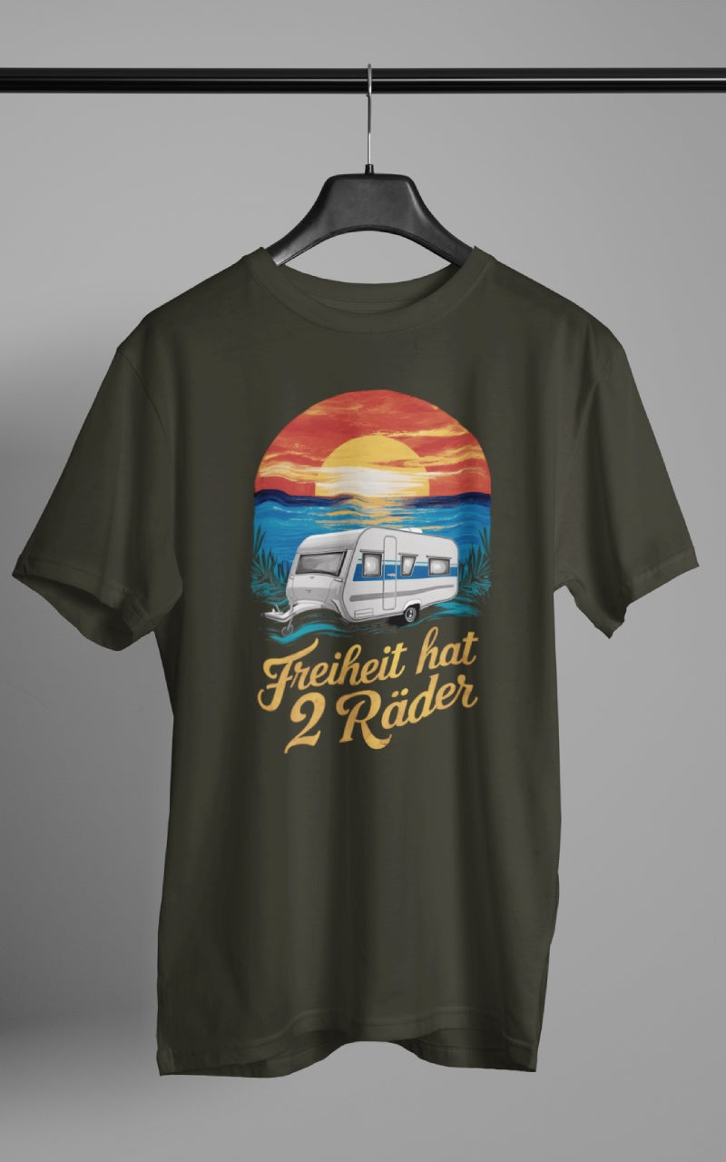 Herren Camping T-Shirt - Freiheit hat 2 Räder - Wohnwagen